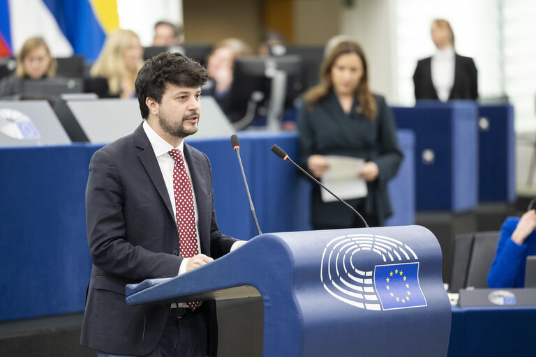 EP Plenary session - The need to enforce the Digital Services Act to protect democracy on social media platforms against foreign interference and biased algorithms