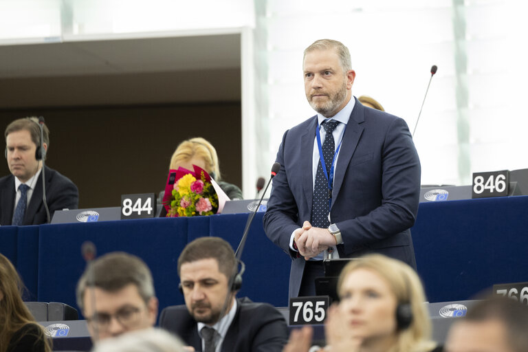 EP Plenary session - The need to enforce the Digital Services Act to protect democracy on social media platforms against foreign interference and biased algorithms