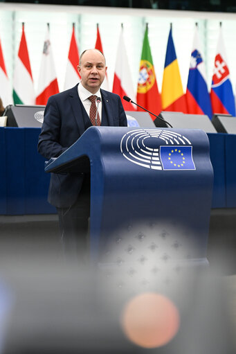 Photo 12: EP Plenary session - Need to detect and to counter sabotage by the Russian shadow fleet, damaging critical undersea infrastructure in the Baltic Sea