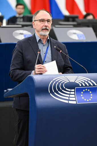 Photo 9: EP Plenary session - Need to detect and to counter sabotage by the Russian shadow fleet, damaging critical undersea infrastructure in the Baltic Sea