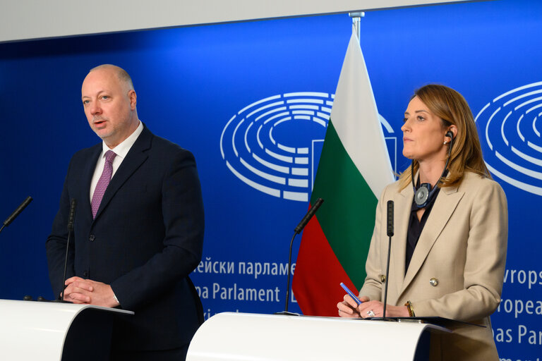 Valokuva 4: Roberta METSOLA, EP President meets with Rosen ZHELYAZKOV, Bulgarian Prime Minister