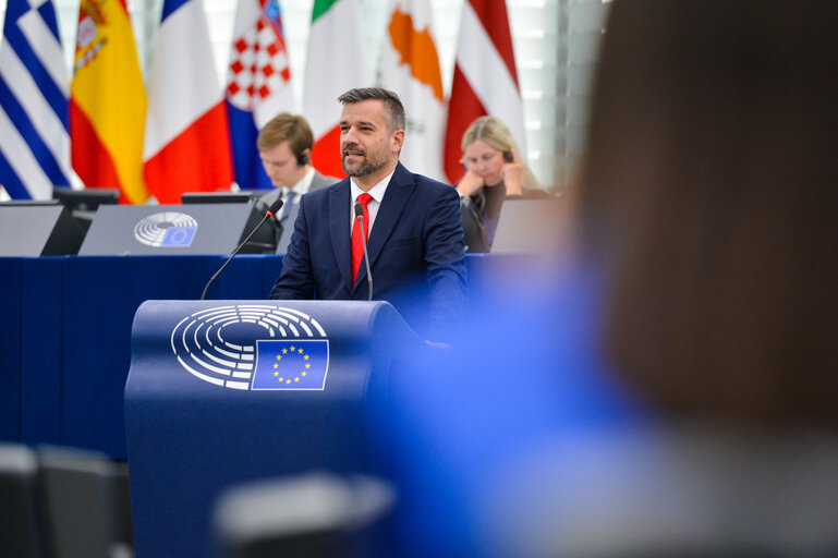 Zdjęcie 10: EP Plenary session - The Hungarian government’s illegal espionage of EU institutions and investigative bodies