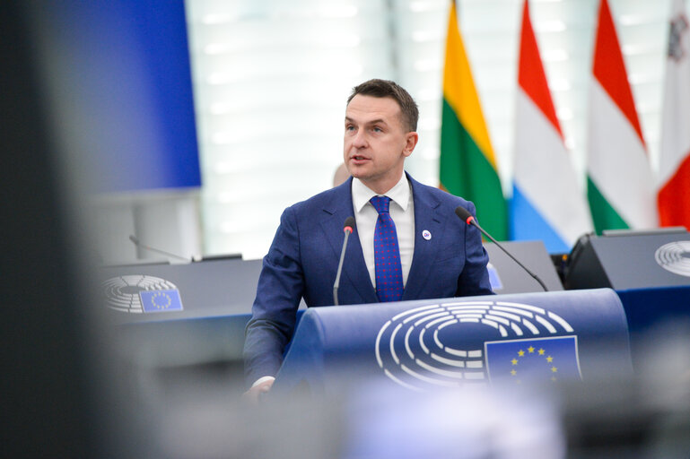 Zdjęcie 2: EP Plenary session - The Hungarian government’s illegal espionage of EU institutions and investigative bodies