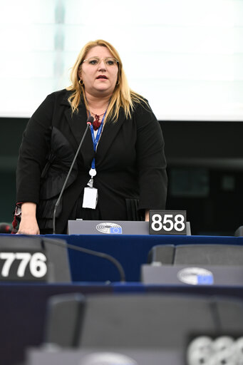 Photo 2 : EP Plenary session - The need for actions to address the continued oppression and fake elections in Belarus