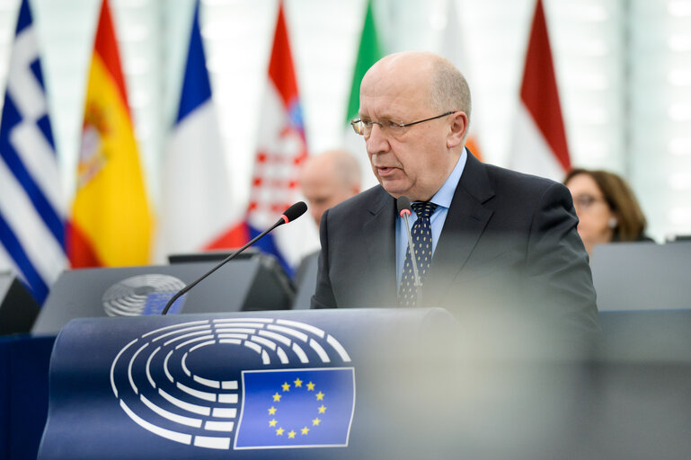 Foto 38: EP Plenary session - Situation in Venezuela following the usurpation of the presidency on 10 January 2025