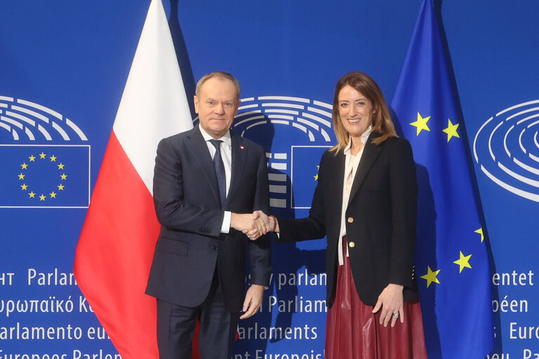 Roberta METSOLA, EP President meets with Donald TUSK, Polish Prime Minister