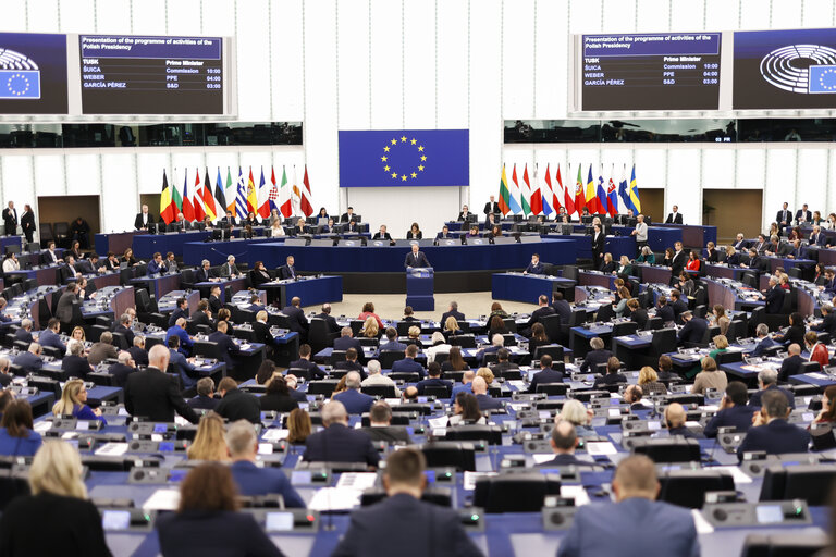 Fotografi 32: EP Plenary session - Presentation of the programme of activities of the Polish Presidency