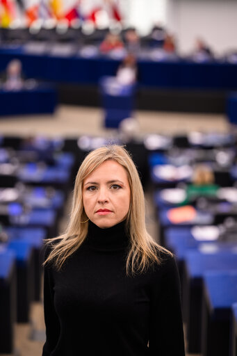 Silvia SARDONE in the EP in Strasbourg