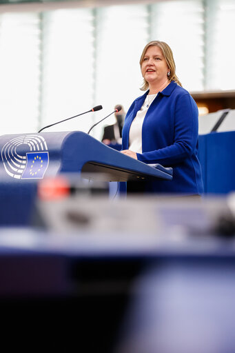 Fotografie 17: EP Plenary session - Failure of the negotiations in Busan for a UN plastic treaty and the urgent need to tackle plastic pollution at international and Union level