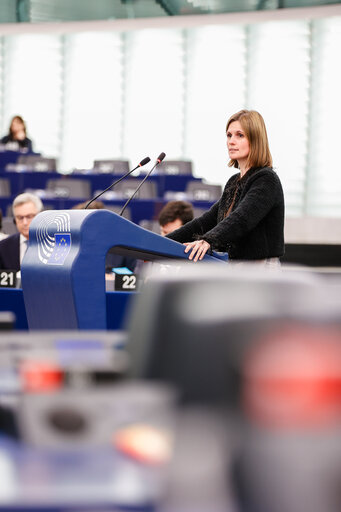 Fotografie 22: EP Plenary session - Failure of the negotiations in Busan for a UN plastic treaty and the urgent need to tackle plastic pollution at international and Union level