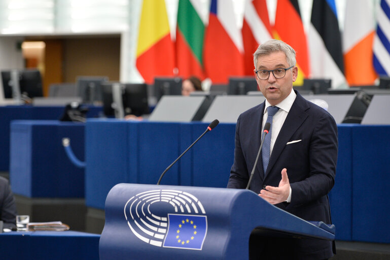 Photo 18 : EP Plenary session - Stepping up international action to protect whales following Iceland’s decision to extend commercial whaling until 2029