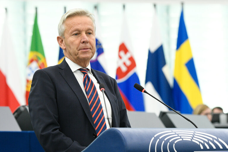 Foto 22: EP Plenary session - Debates on cases of breaches of human rights, democracy and the rule of law