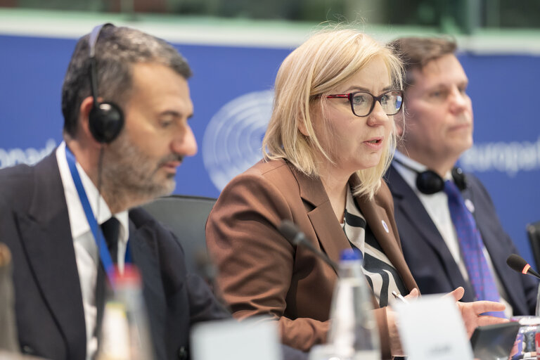 Billede 16: ENVI  Extraordinary meeting - Exchange of views with Paulina Hennig-Kloska, Minister of Climate and Environment, Polish Council Presidency