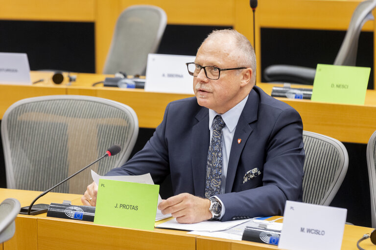 Fotogrāfija 28: REGI - Ninth report on economic and social cohesion