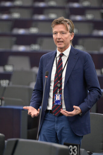 Foto 4: EP Plenary session - EU financing through the LIFE programme of entities lobbying EU institutions and the need for transparency