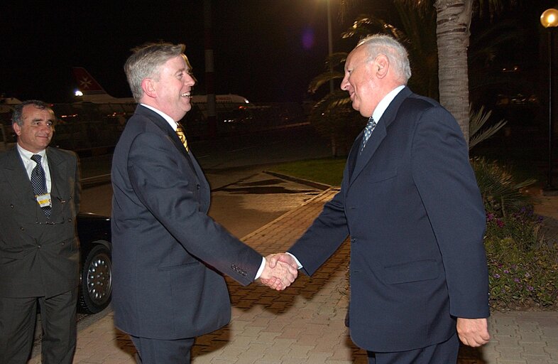 Pat COX, EP President meets Anton Tabone, Speaker of the Houseouse of Representatives, during his official visit in Malta, May 21, 2002.