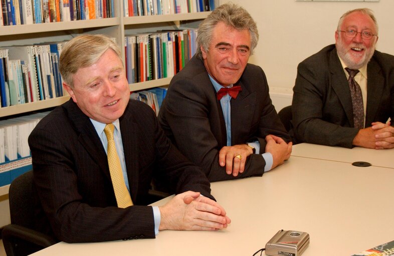 Pat COX, EP President gives a press conference during his official visit in Malta, May 21, 2002.