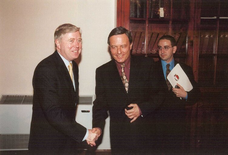 Pat COX, EP President meets Alfred Sant, leader of the Labour Party, during his official visit in Malta, May 21, 2002.