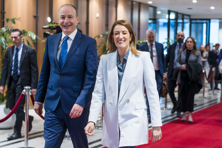 Foto 3: Roberta METSOLA, EP President meets with Micheal MARTIN, Irish Taoiseach