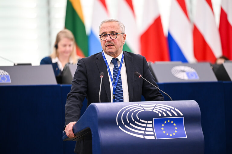 Photo 34: EP Plenary session - Preparedness for a new trade era: multilateral cooperation