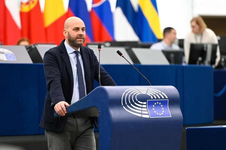 Fotografie 22: EP Plenary session - Silent crisis: the mental health of Europe’s youth