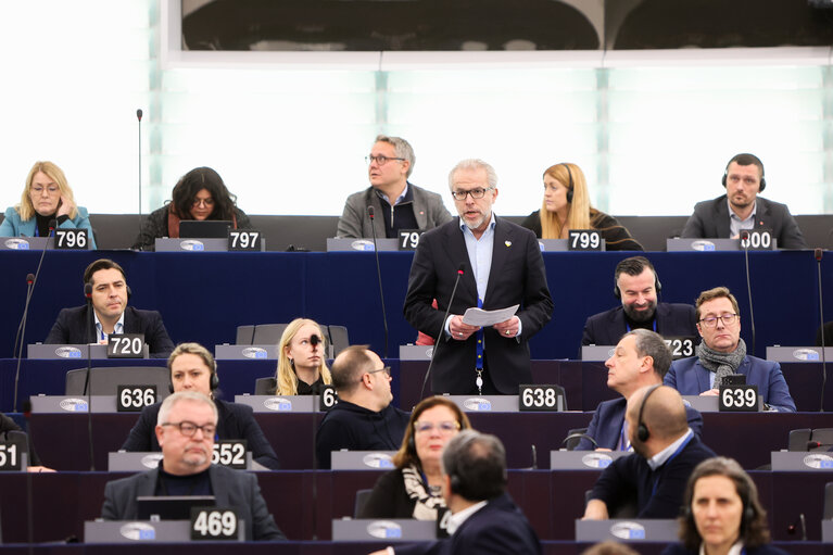 Foto 6: EP Plenary session - Voting Session