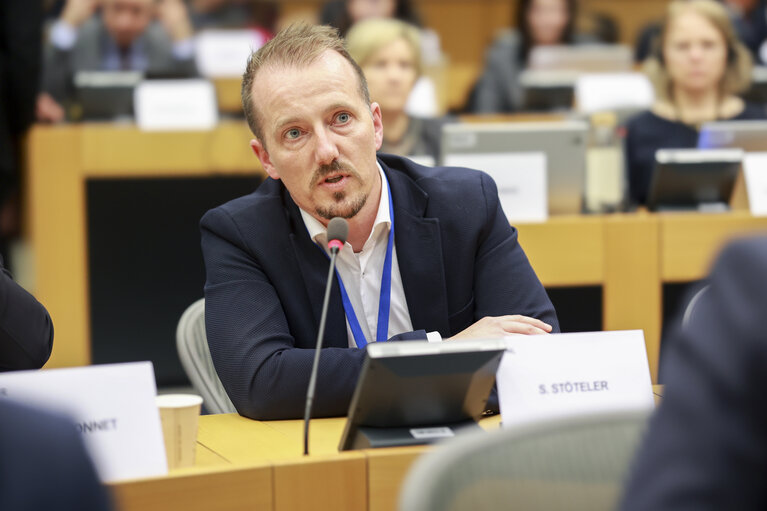 Photo 14: SEDE - The European Investment Bank’s role in strengthening Europe’s defence capabilities:  Exchange of views with Robert de Groot, Vice-President of the European Investment Bank