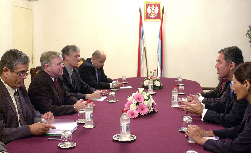 Pat COX, EP President meets with Milo Djukanovic, Montenegrin Primeminister during his official visit in Belgrade, Serbia & Montenegro, 30 September , 2003.