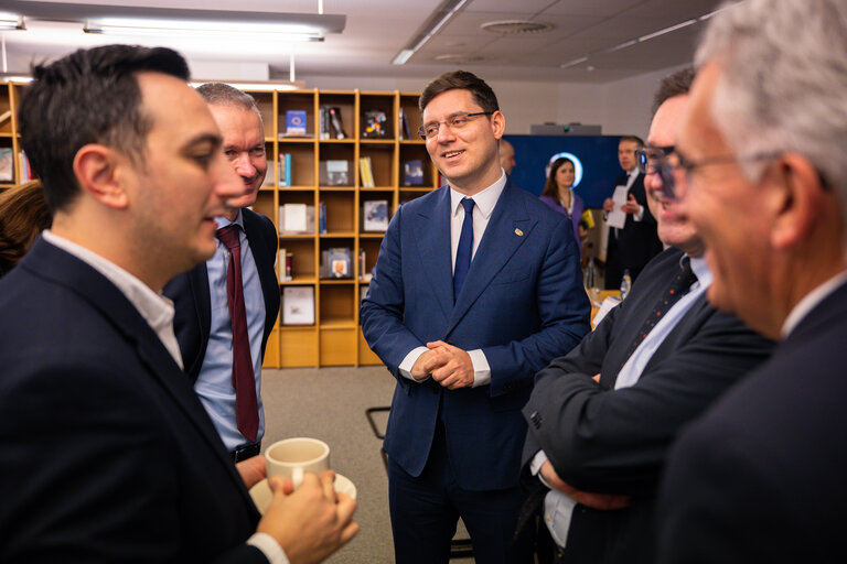 Φωτογραφία 41: ESPAS Steering Group meeting