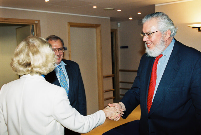 Photo 2 : EP President meets with the Director-General of the ILO