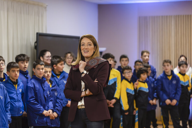 Fotografija 4: Visit by Roberta METSOLA, EP President to Malta - Visit to St. Augustine College