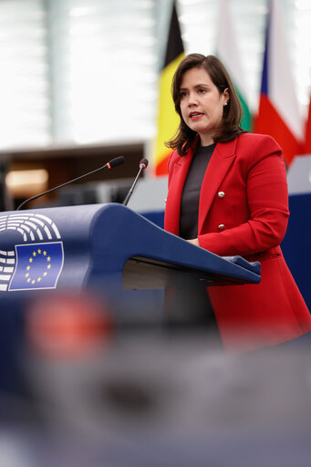 Fotografie 12: EP Plenary session - Cutting red tape and simplifying business in the EU: the first Omnibus proposals