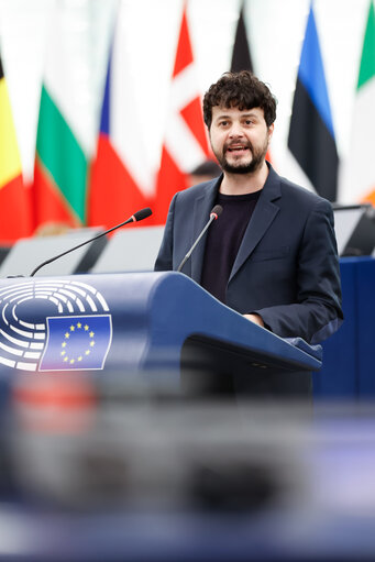 Photo 36: EP Plenary session - Cutting red tape and simplifying business in the EU: the first Omnibus proposals