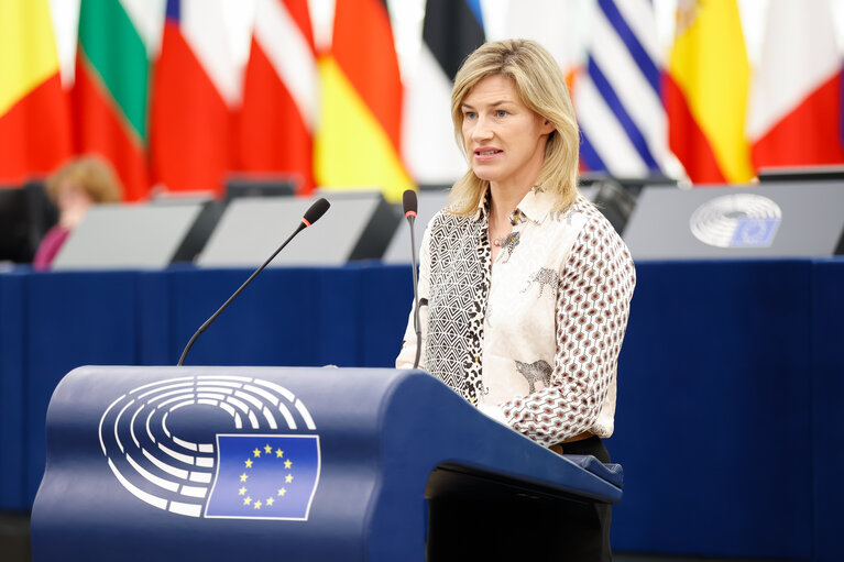 Fotografija 11: EP Plenary session - Cutting red tape and simplifying business in the EU: the first Omnibus proposals