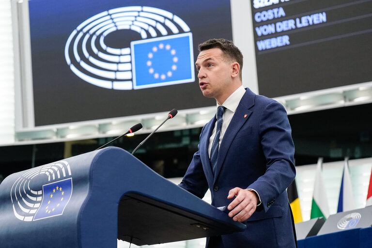 Fotografija 19: EP Plenary session - European Council meetings and European Security