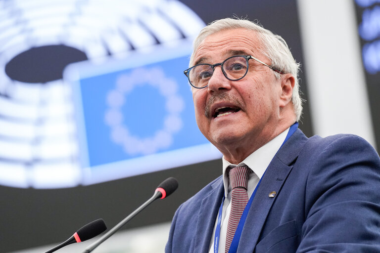 Fotografia 35: EP Plenary session - European Council meetings and European Security