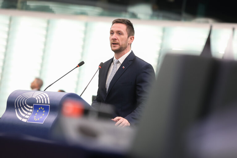 Fotografie 16: EP Plenary session - European Council meetings and European Security