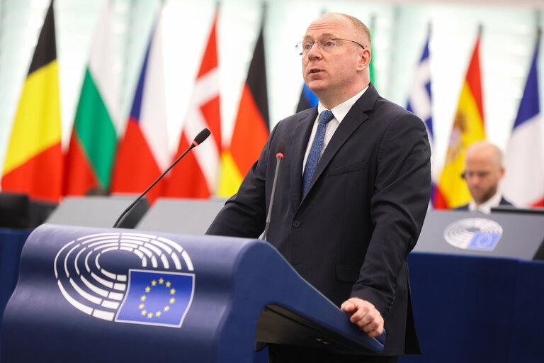 Fotó 3: EP Plenary session - European Council meetings and European Security