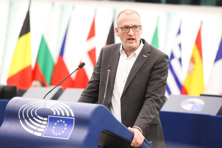 Photo 34 : EP Plenary session - European Council meetings and European Security