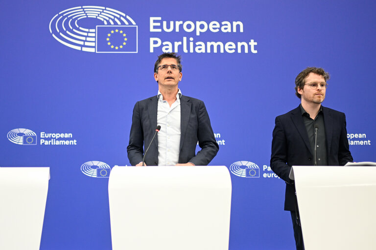 Fotografie 14: Press briefing Greens/EFA