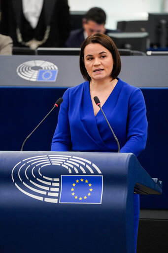 Photo 3: EP Plenary session - defence - International Women's Day Celebration