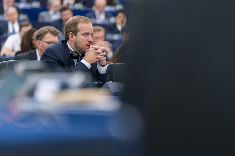 Photo 13: EP Plenary session International Women's Day Celebration