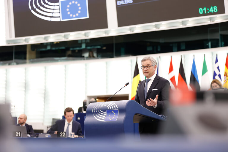 Fotagrafa 13: EP Plenary session - Presentation of the proposal on a new common approach on returns