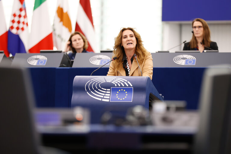 Fotografie 6: EP Plenary session - Presentation of the proposal on a new common approach on returns