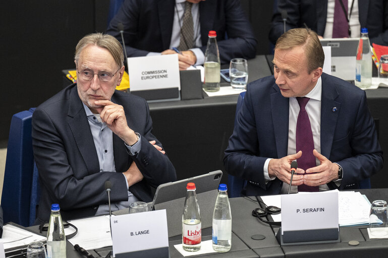 Photo 21: Conference of Committee Chairs