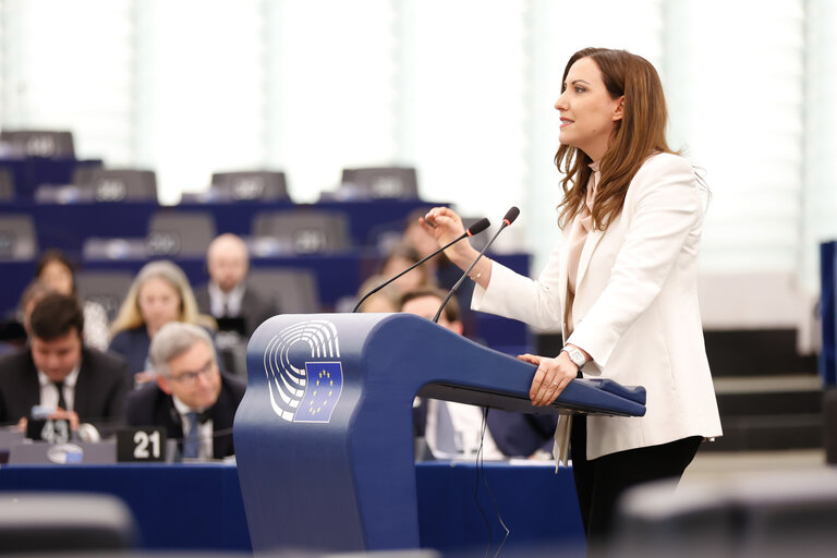 Fotografie 15: EP Plenary session - Presentation of the proposal on a new common approach on returns