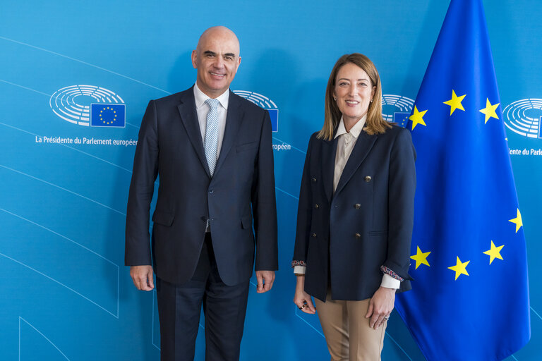 Billede 4: Roberta METSOLA, EP President meets with Alain BERSET, Secretary general of the Council of Europe