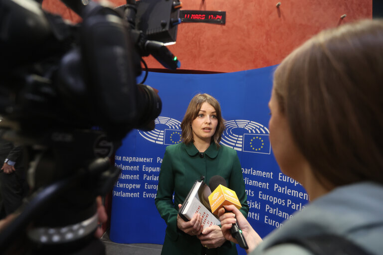 Photo 21 : Opening of the Victoria Amelina Reading Space