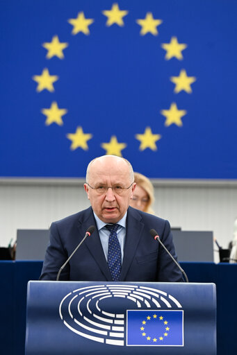 Fotogrāfija 3: EP Plenary session - White paper on the future of European defence