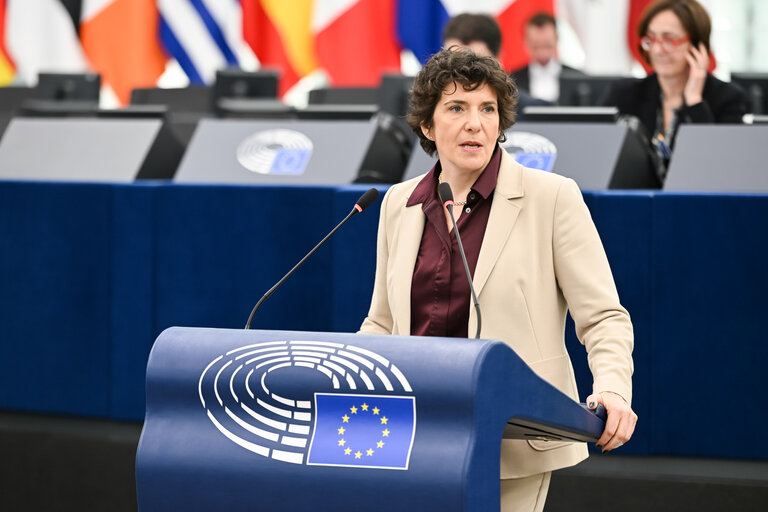 Fotografie 15: EP Plenary session - White paper on the future of European defence